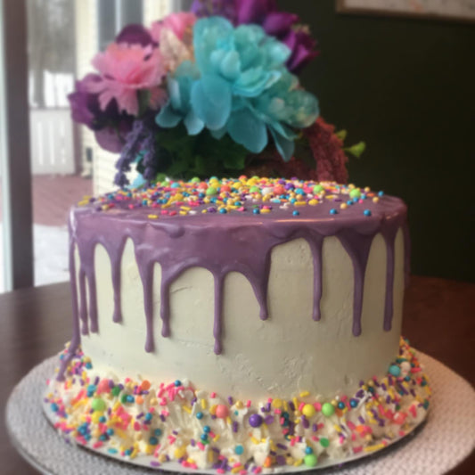 Custom event cake, 9" round double-layered, varying amounts of decoration